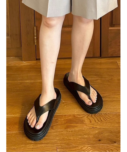 トングサンダル