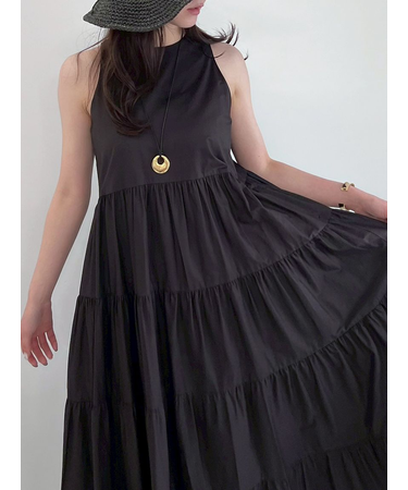 【ウォッシャブル】クルーネックアメスリティアードロングワンピース