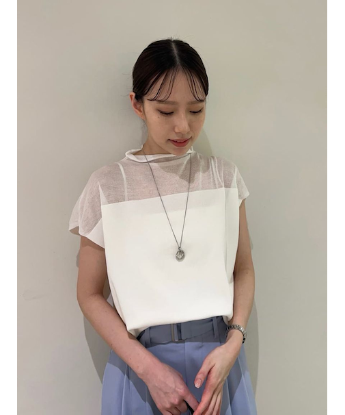 ハイネックブラウジングシアーニット