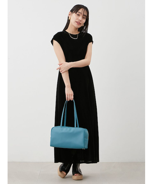 バックシャンフレンチスリーブベロアワンピース