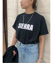 クルーネックグラフィックTシャツ