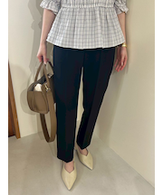 後ろゴムセンタープレステーパードパンツ