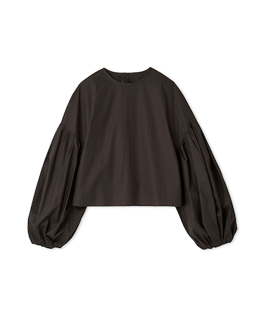 バックシャンボリュームスリーブブラウス