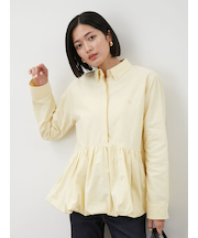 釦ダウン裾バルーンペプラムシャツ