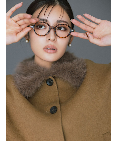 ポイントオーバルセルフレームダテメガネ