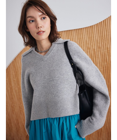 ウールカシミヤ衿付きVネックニット