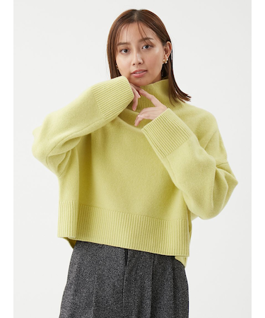 ウールカシミヤタートルネックニット