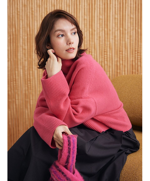 ウールカシミヤタートルネックニット