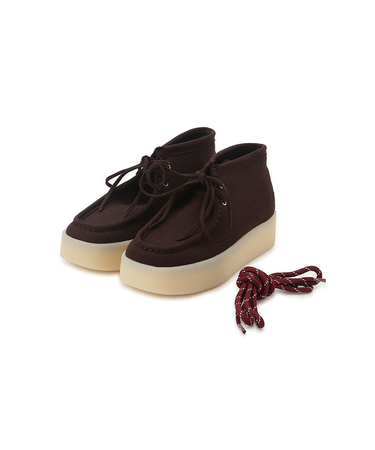 レースアップシューズ