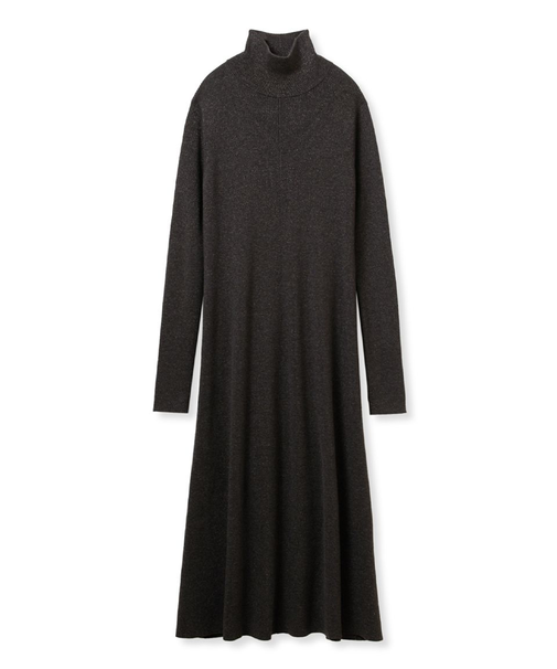 タートルネックリブニットフレアワンピース