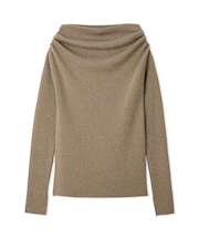 オフショルラメニット