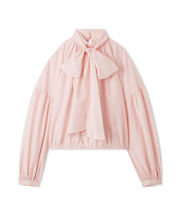 ボウタイシアーブラウス