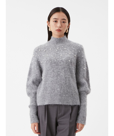 フォルムスリーブパールデザインニット