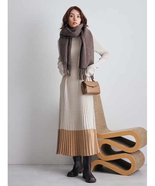 タートルネックロングリブニットワンピース