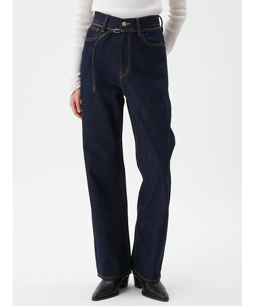 細ベルト付きストレートデニムパンツ