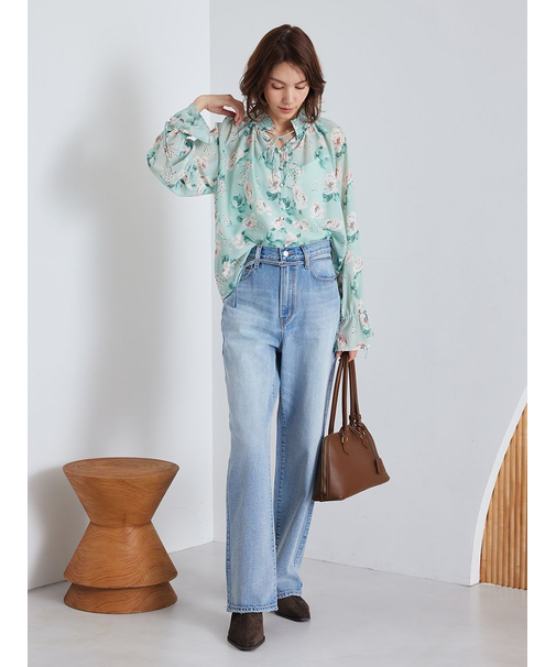 細ベルト付きストレートデニムパンツ