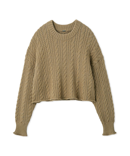 ショートヘムケーブルニット