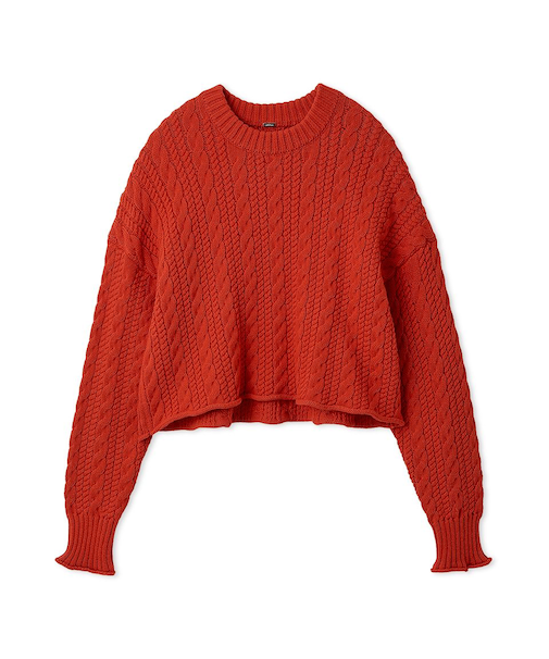 ショートヘムケーブルニット