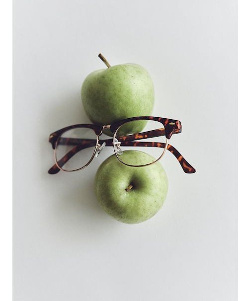 ハーフリムフレームダテメガネ