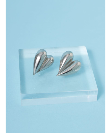 ハートモチーフイヤリング