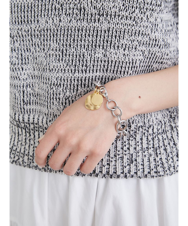 コインモチーフチェーンブレス