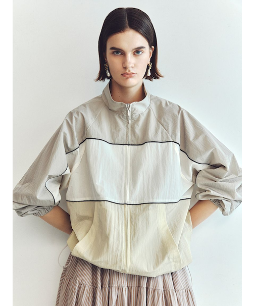 ナイロントラックジャケット