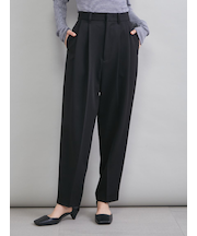 ２タックテーパードパンツ