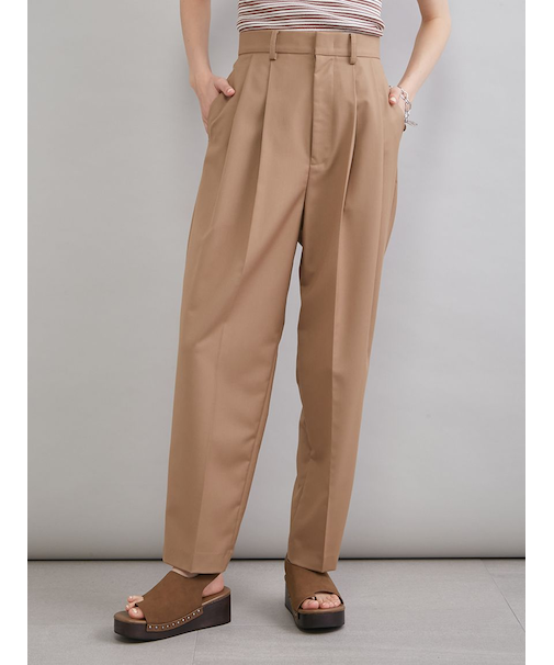 ２タックテーパードパンツ