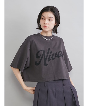 ショート丈ワイドグラフィックＴシャツ