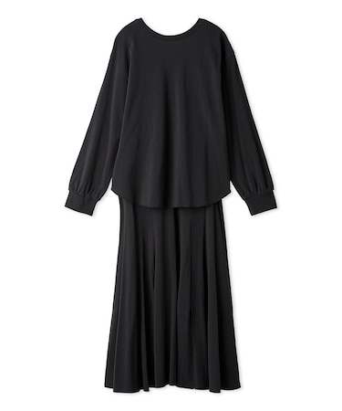 背中明きロングＴシャツナロースカートSET UP