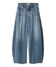タックカーヴィデニムパンツ