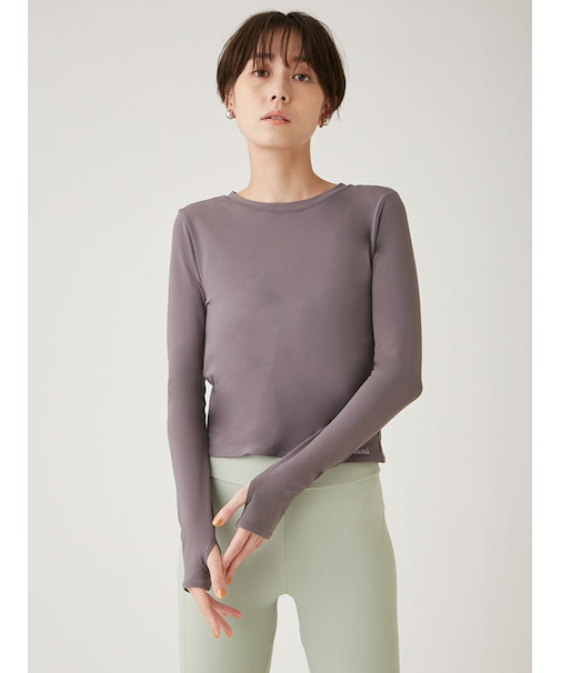 【emmi yoga】サステナレッチプルオーバー