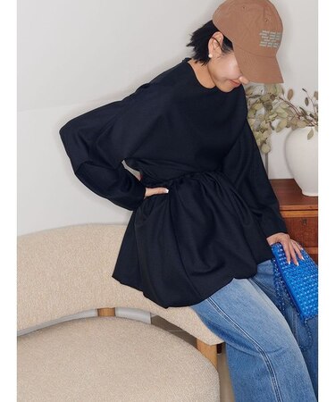【emmi atelier】金子綾 コラボケープ付きブラウス