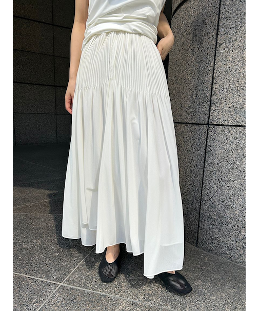 シアーピンタックフレアスカート