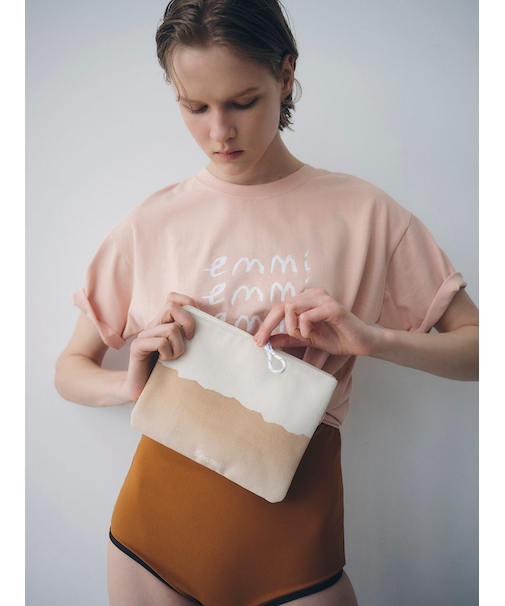 【emmi×ecostore】UpDRIFT emmiロゴTシャツ