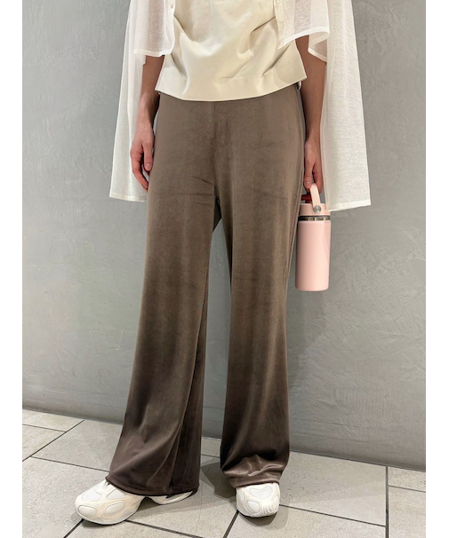 ベロアパンツ