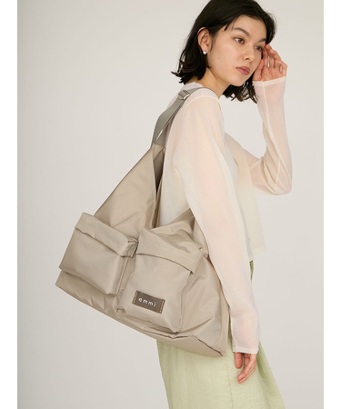 トライアングルショルダーバッグ