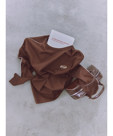 emmiロゴロングTシャツ