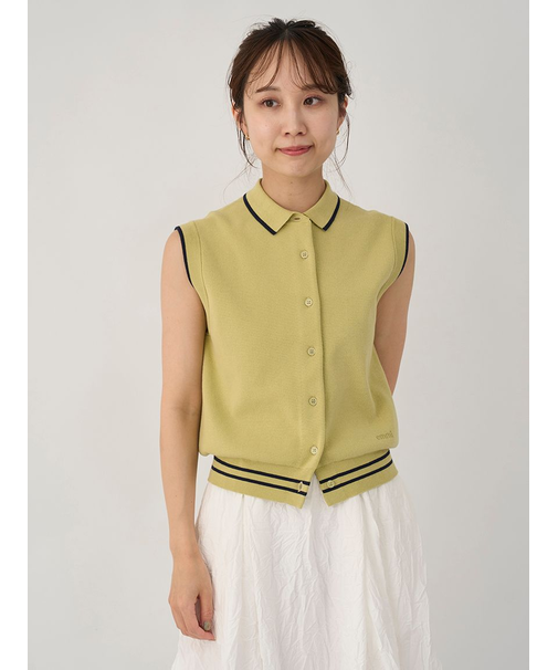 襟付きニットベスト