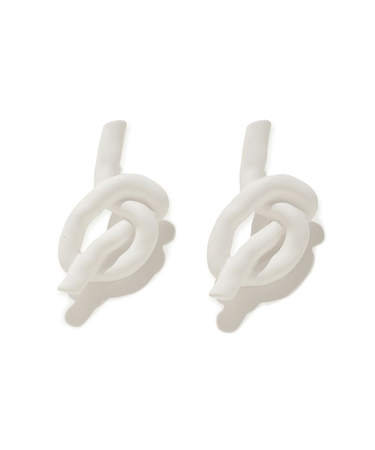 ツイストピアス