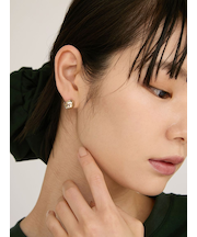 ワンタッチボールピアス
