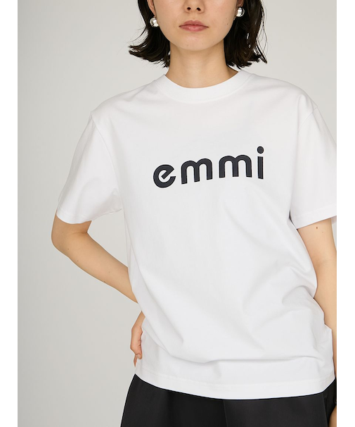 emmiロゴTシャツ