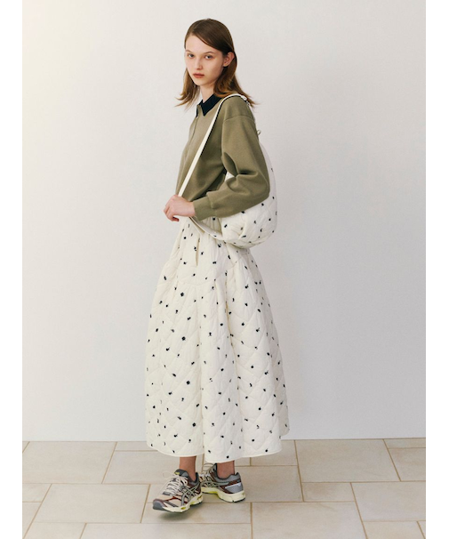 フラワーエンブロイダリーキルティングスカート