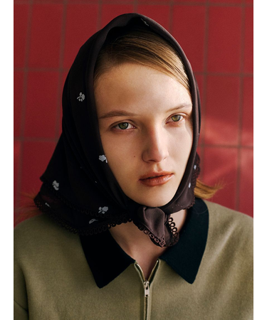 フロッキーフラワープリントスカーフ