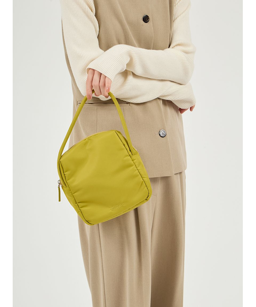 eco ナイロンスクエアバッグ