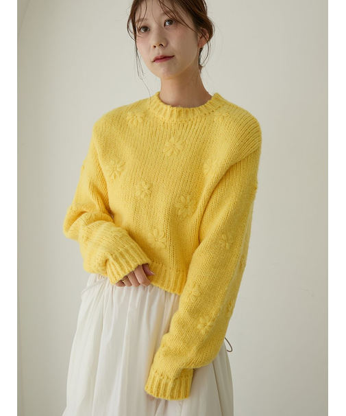 フラワーエンブロイダリーニットトップス