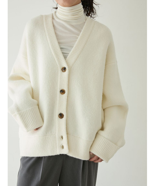 Vネックニットカーディガン