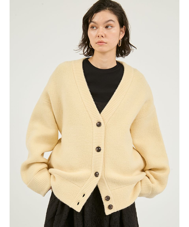 Vネックニットカーディガン