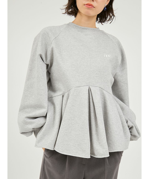 ペプラムラメ裏毛プルオーバー｜エミの通販｜&mall（アンドモール