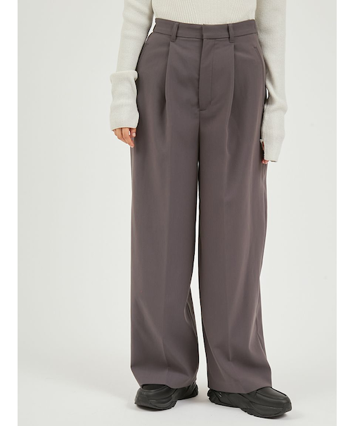 タックワイドパンツ